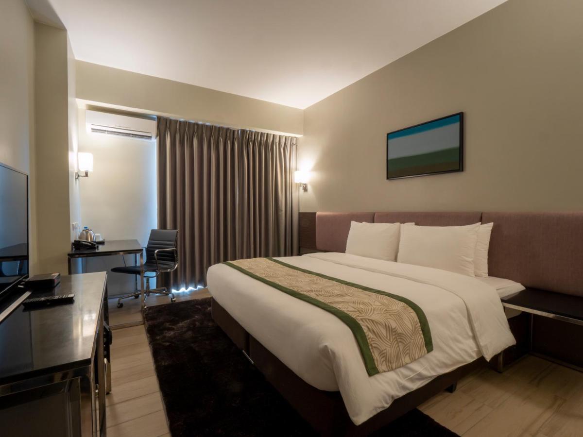 Sequoia Hotel Manila Bay Paranaque City Εξωτερικό φωτογραφία